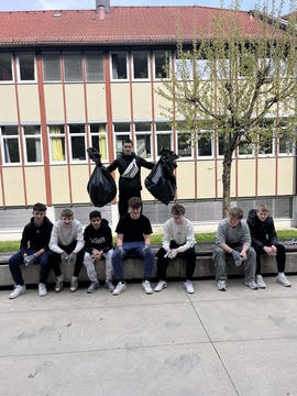 Čistilna akcija SŠ Ravne (2)